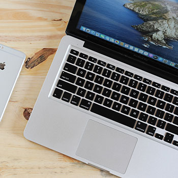 巴斯城主场逆袭，豪取三分