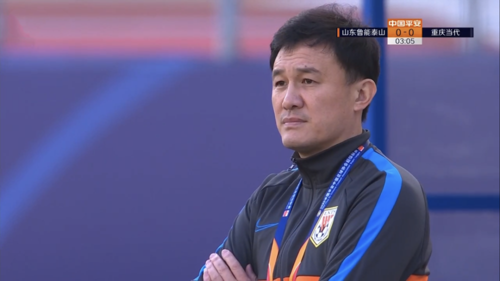 九游体育-重庆队力挫对手，实现三连杀