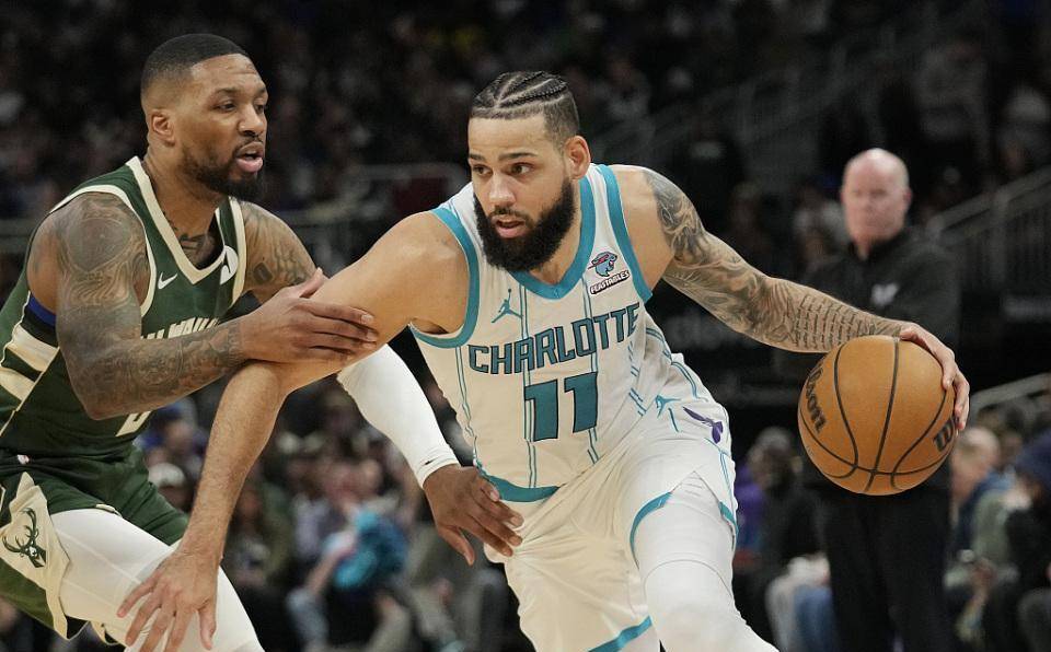 九游体育登录-雄鹿队逆袭成功，东部区比分领先对手