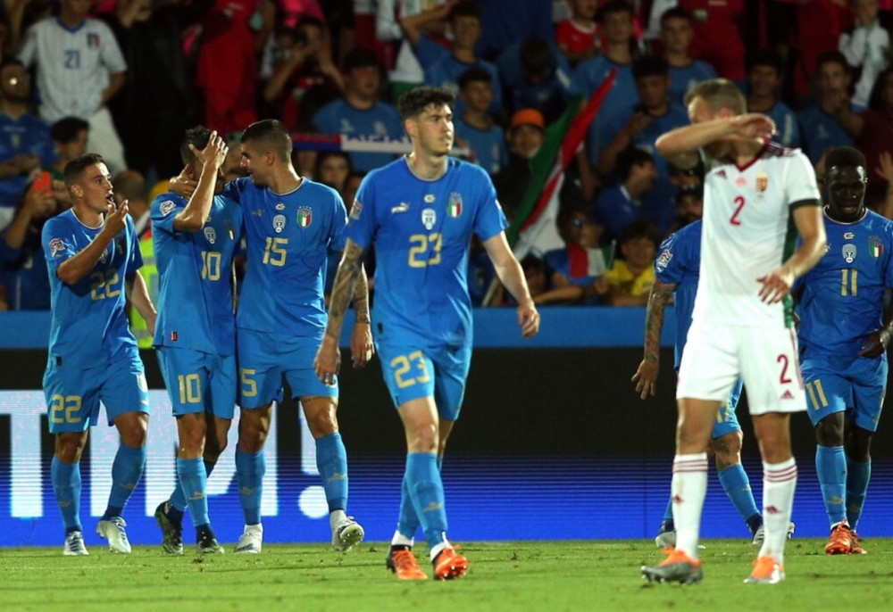 九游体育网页版入口-意大利国家队在欧预赛中实现惊险逆转的简单介绍