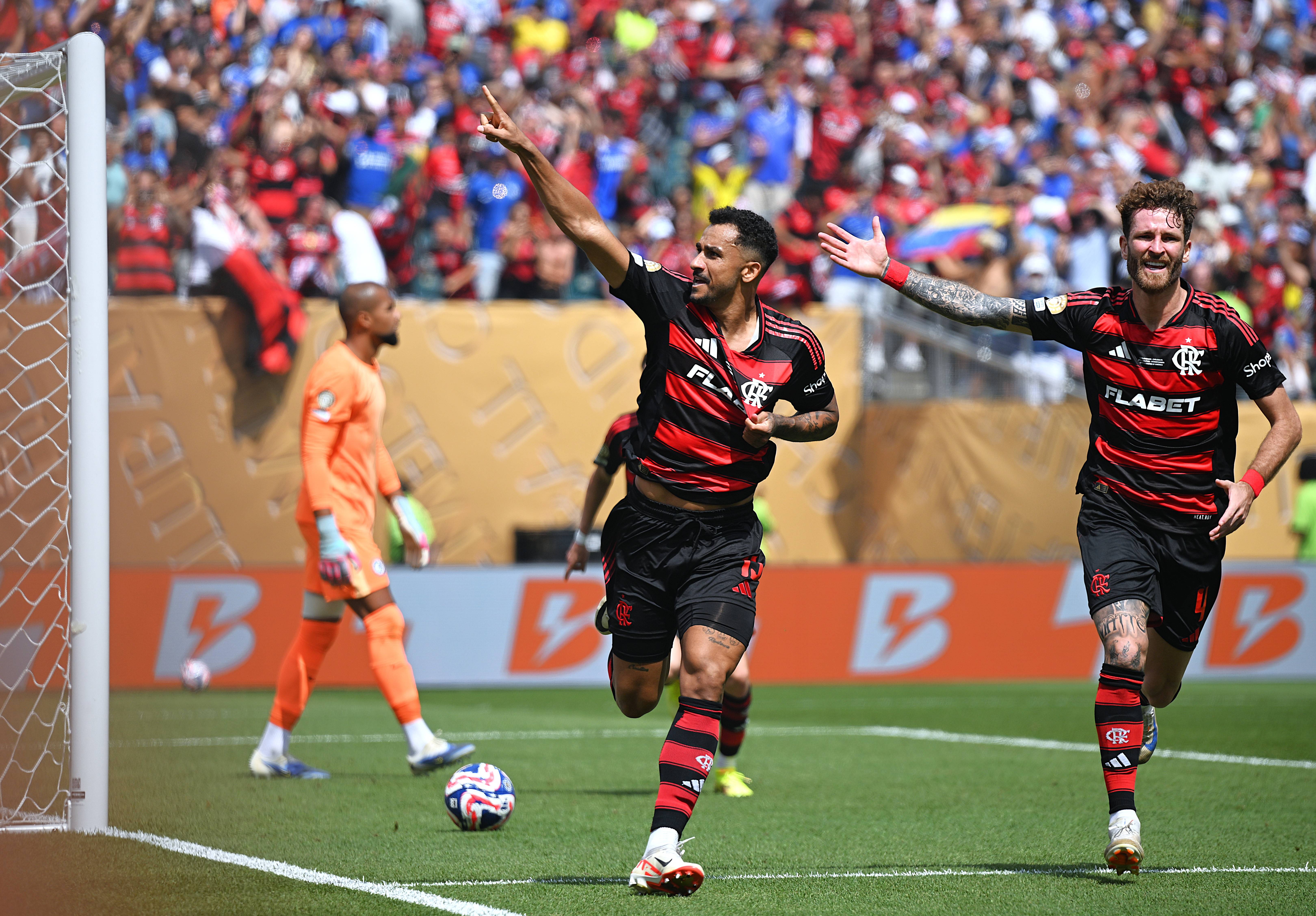 拜仁慕尼黑大胜基辅迪纳摩提前晋级淘汰赛 拜仁慕尼黑大胜基辅迪纳摩提前晋级淘汰赛