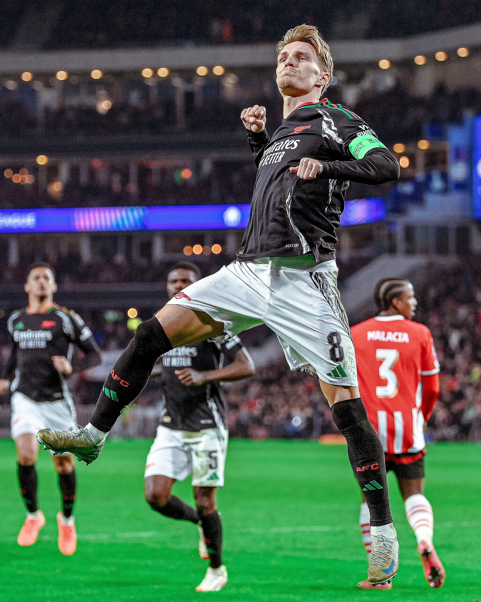 阿森纳力挽狂澜,迎来欧冠新挑战的简单介绍 阿森纳力挽狂澜,迎来欧冠新挑战的简单介绍