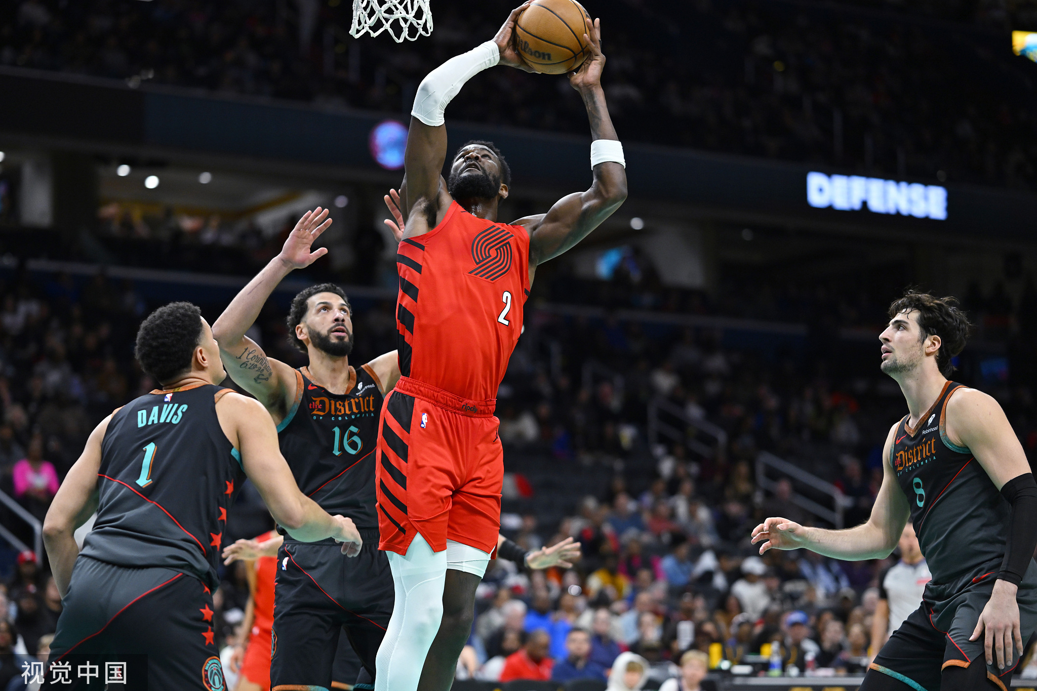 步行者客场大胜尼克斯,亨德森表现抢眼帮助取胜 步行者客场大胜尼克斯,亨德森表现抢眼帮助取胜