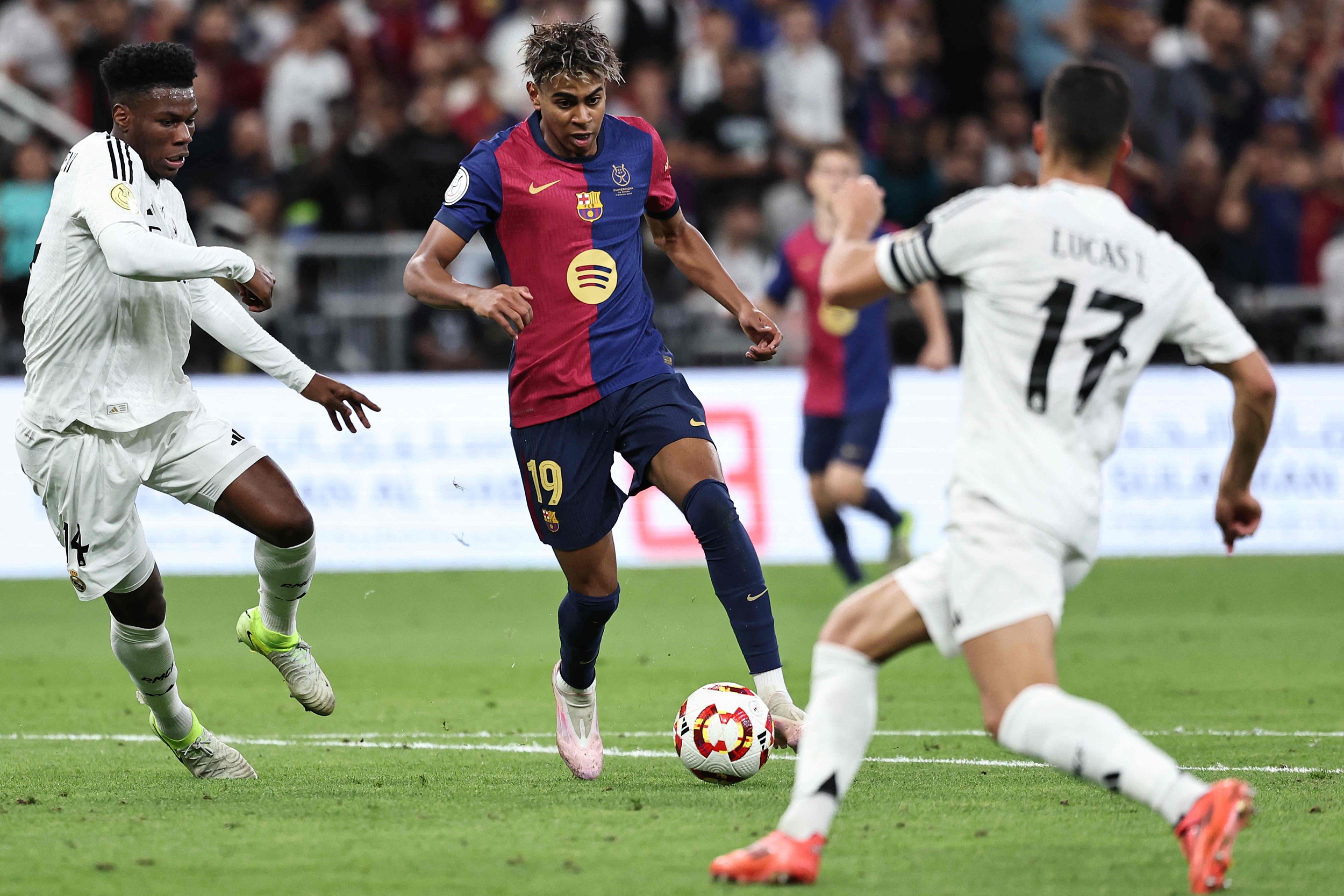 九游体育官方登录入口-皇马客场告负，卢卡斯重提离队念头